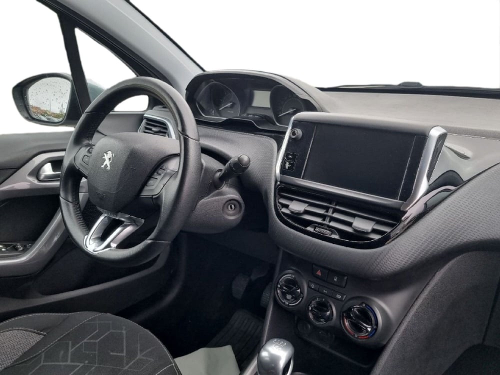 Peugeot 2008 usata a Potenza (9)