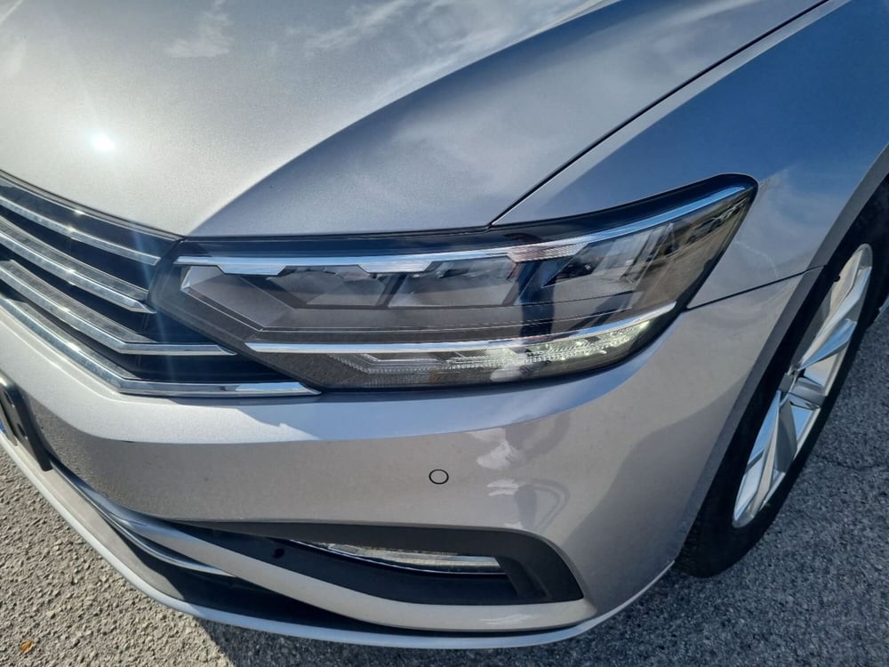 Volkswagen Passat Variant usata a Potenza (17)