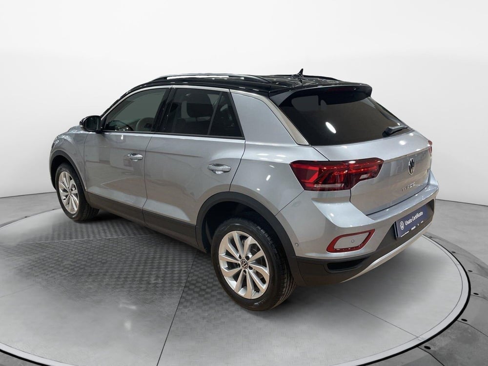 Volkswagen T-Roc nuova a Varese (4)