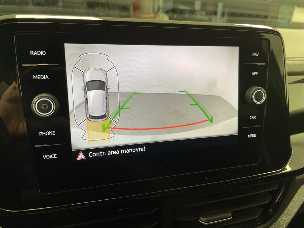 Volkswagen T-Roc usata a Varese (10)