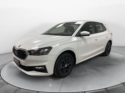 Skoda Fabia 1.0 mpi evo Young Edition 80cv del 2024 usata a Carnago