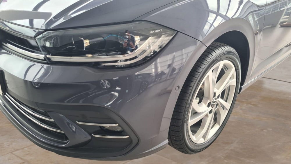 Volkswagen Polo nuova a Potenza (16)