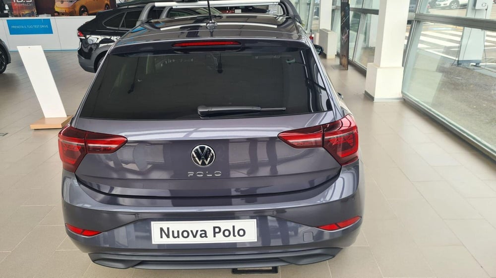 Volkswagen Polo nuova a Potenza (6)