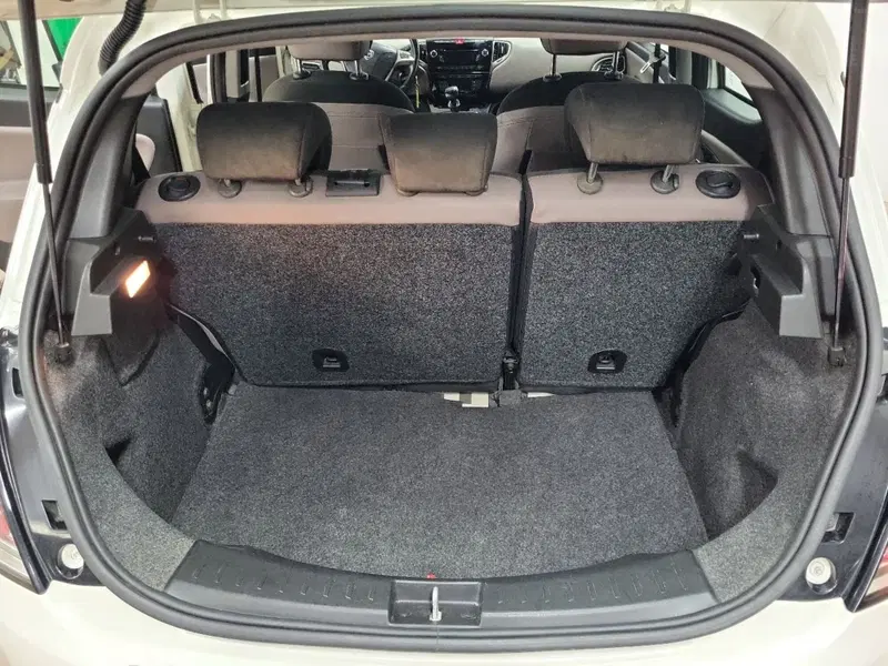 Lancia Ypsilon usata a Arezzo (11)