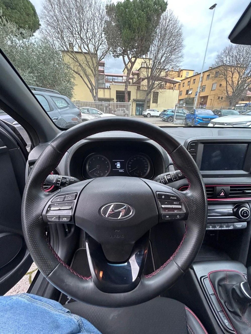 Hyundai Kona usata a Firenze (6)