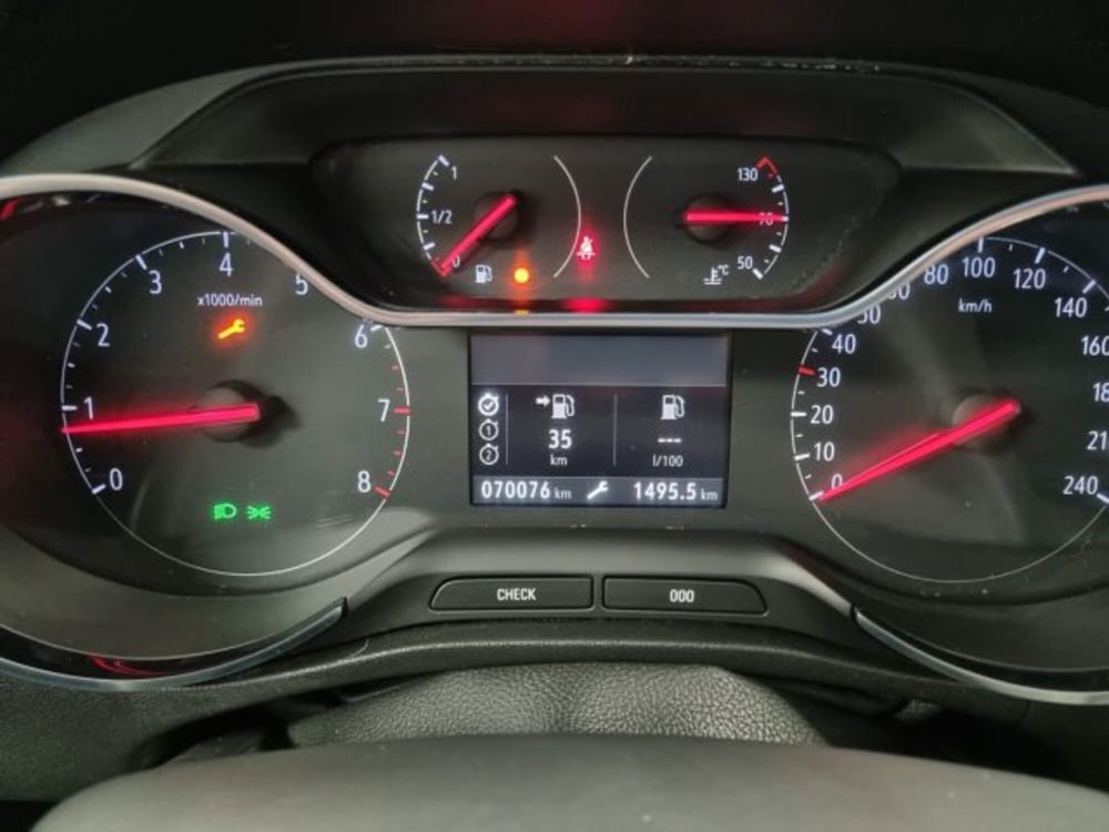 Opel Crossland X usata a Brescia (12)