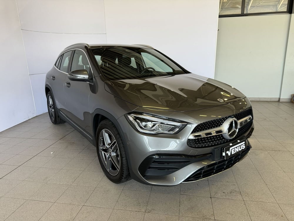 Mercedes-Benz GLA SUV usata a Milano (18)