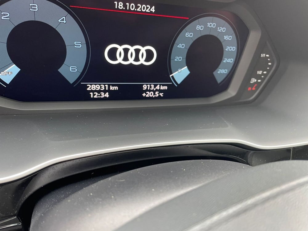 Audi Q3 Sportback usata a Taranto (7)