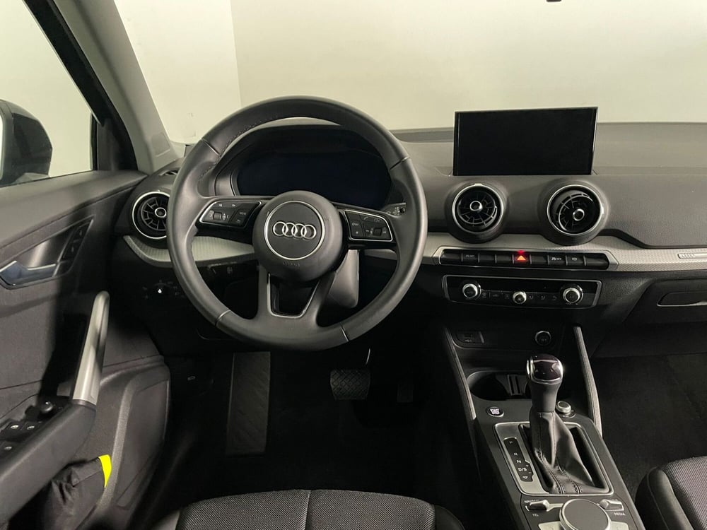 Audi Q2 usata a Taranto (6)