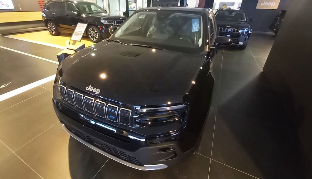 Jeep Avenger nuova a Benevento