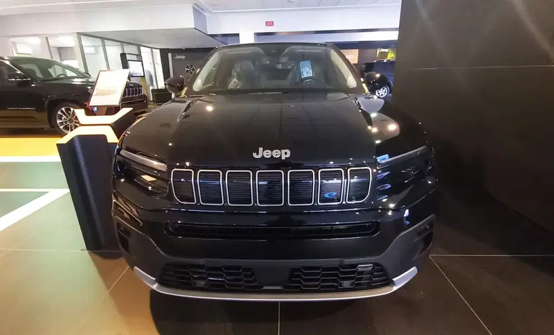 Jeep Avenger nuova a Benevento (2)