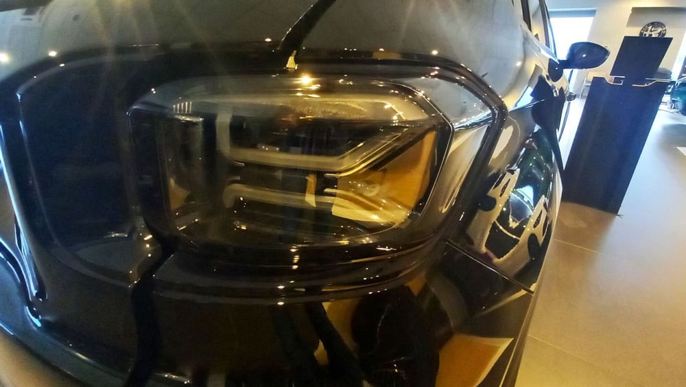 Jeep Avenger nuova a Benevento (8)