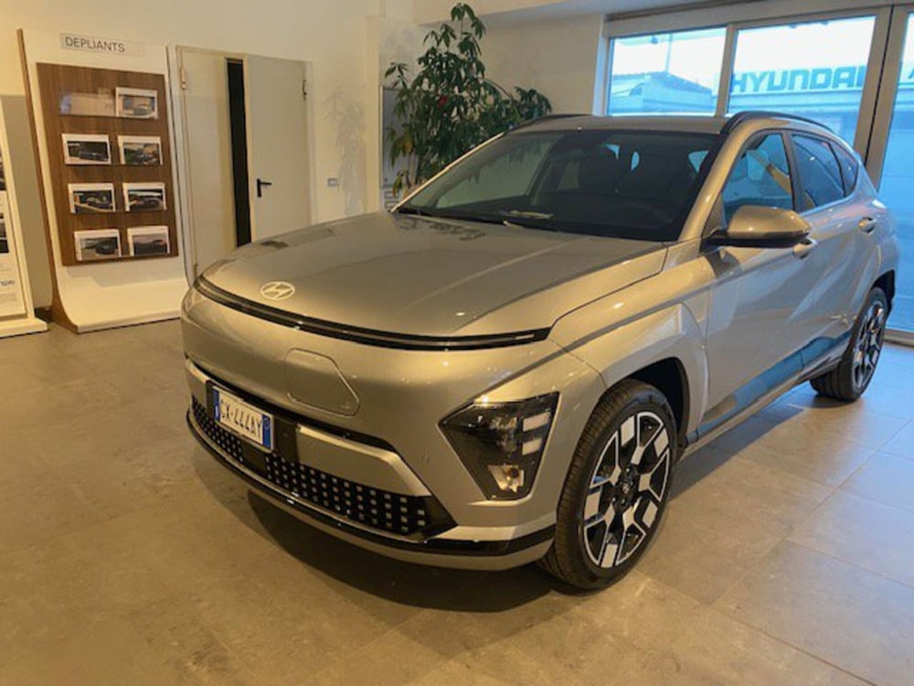 Hyundai Kona nuova a Benevento (2)