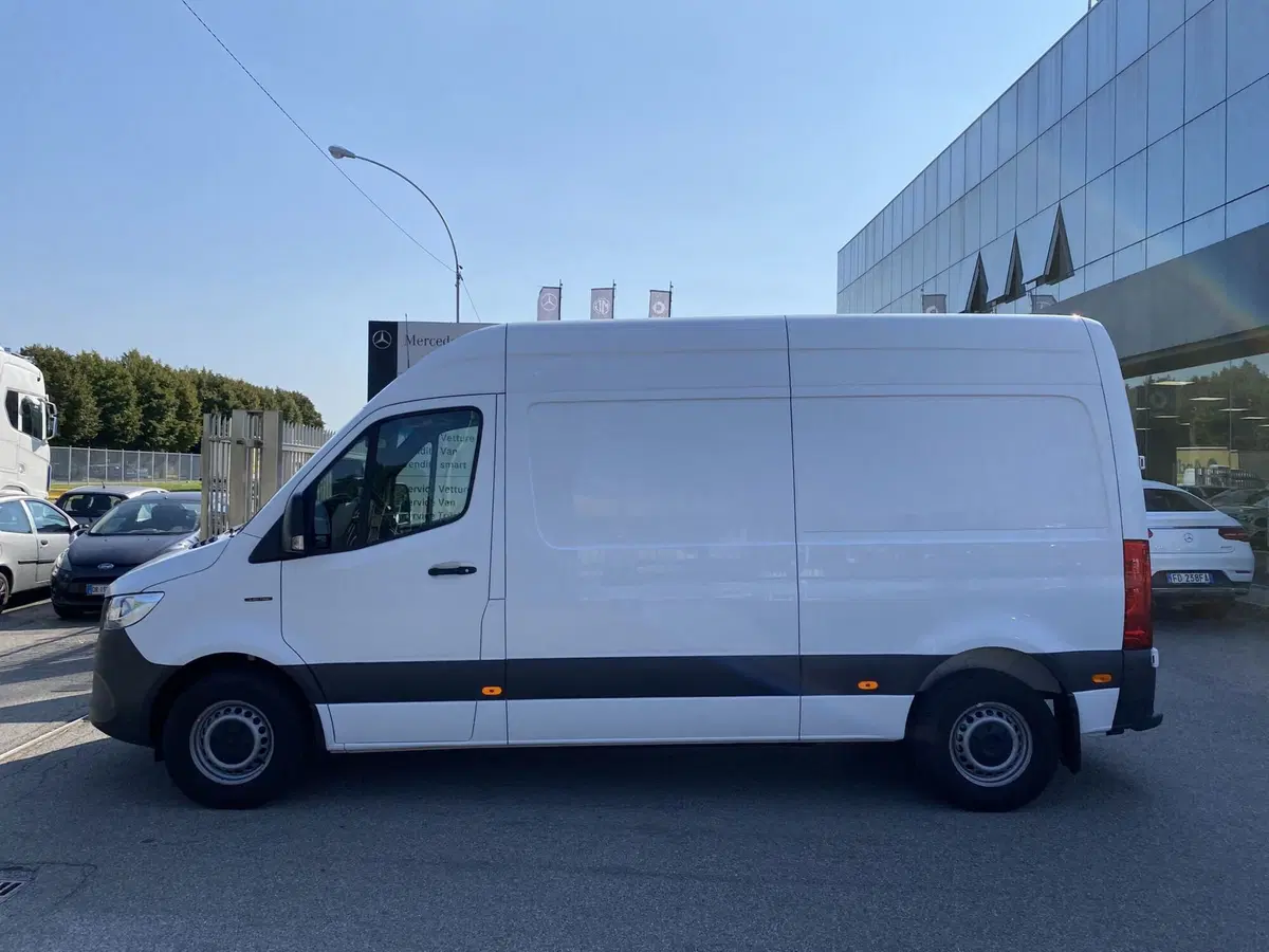 Mercedes-Benz Classe eSprinter Furgone usata a Monza e Brianza (3)