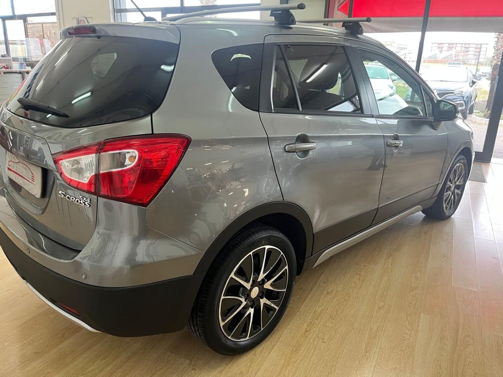 Suzuki S-Cross usata a Bari (8)