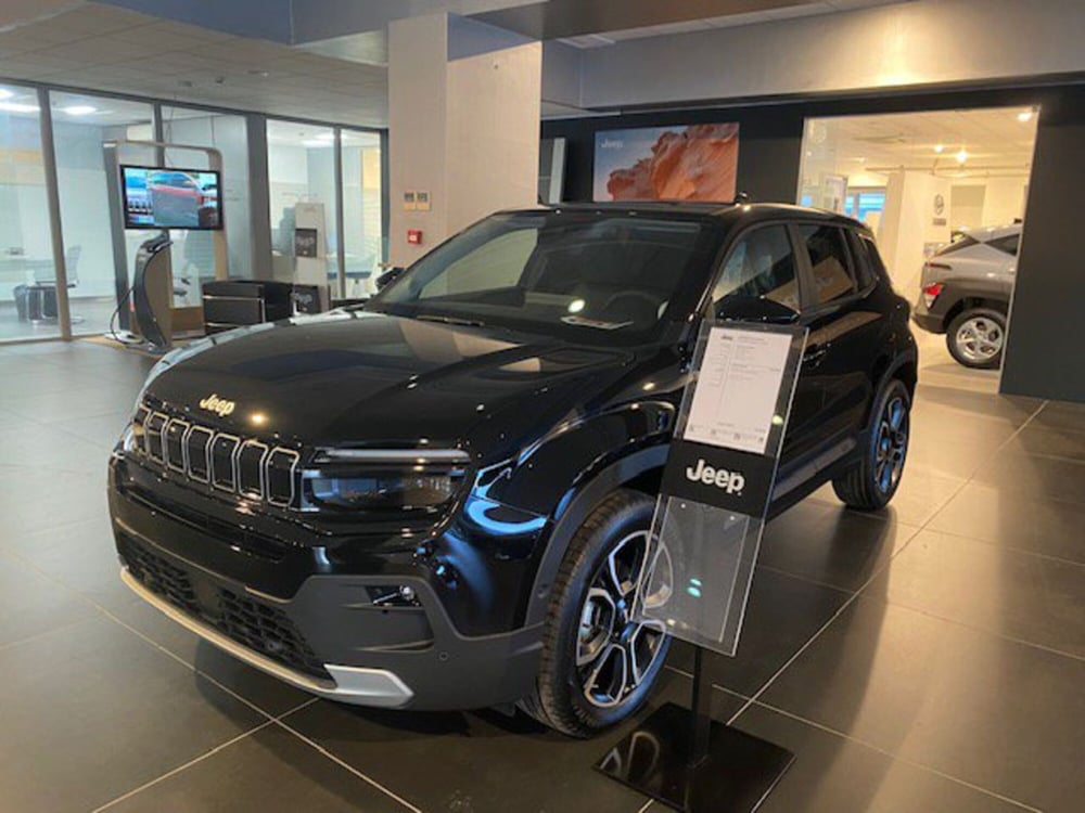 Jeep Avenger nuova a Benevento (3)