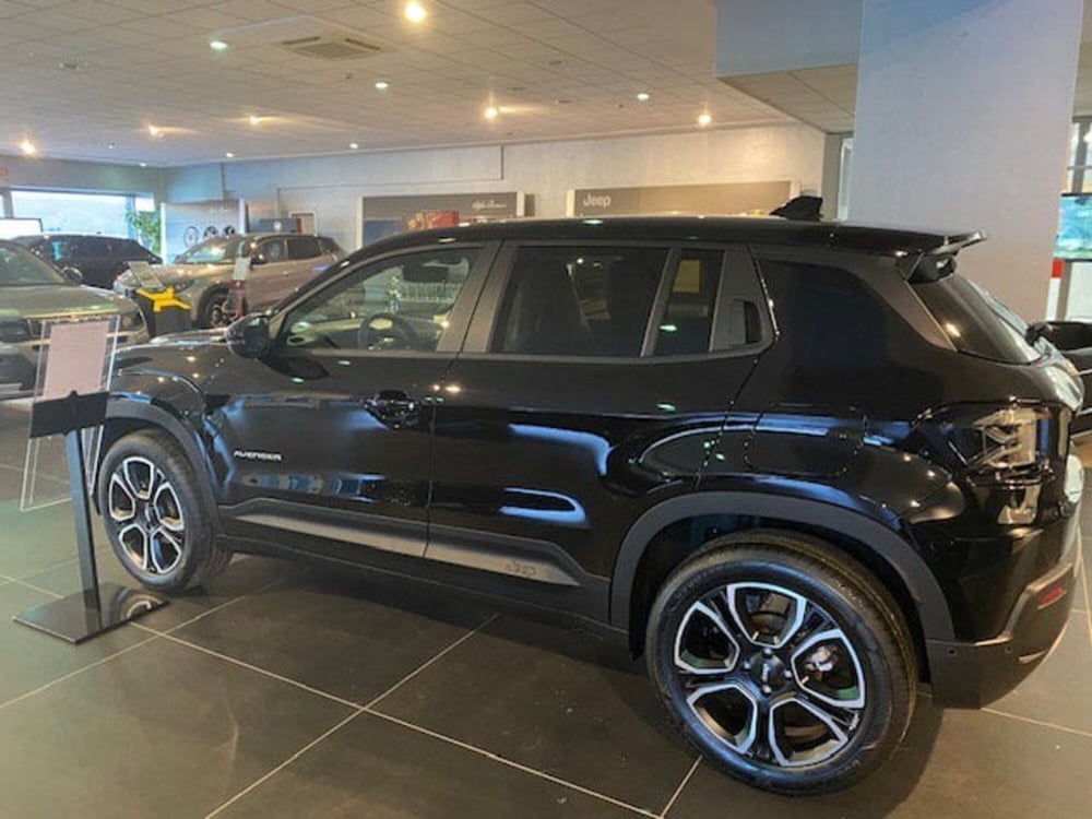 Jeep Avenger nuova a Benevento (7)