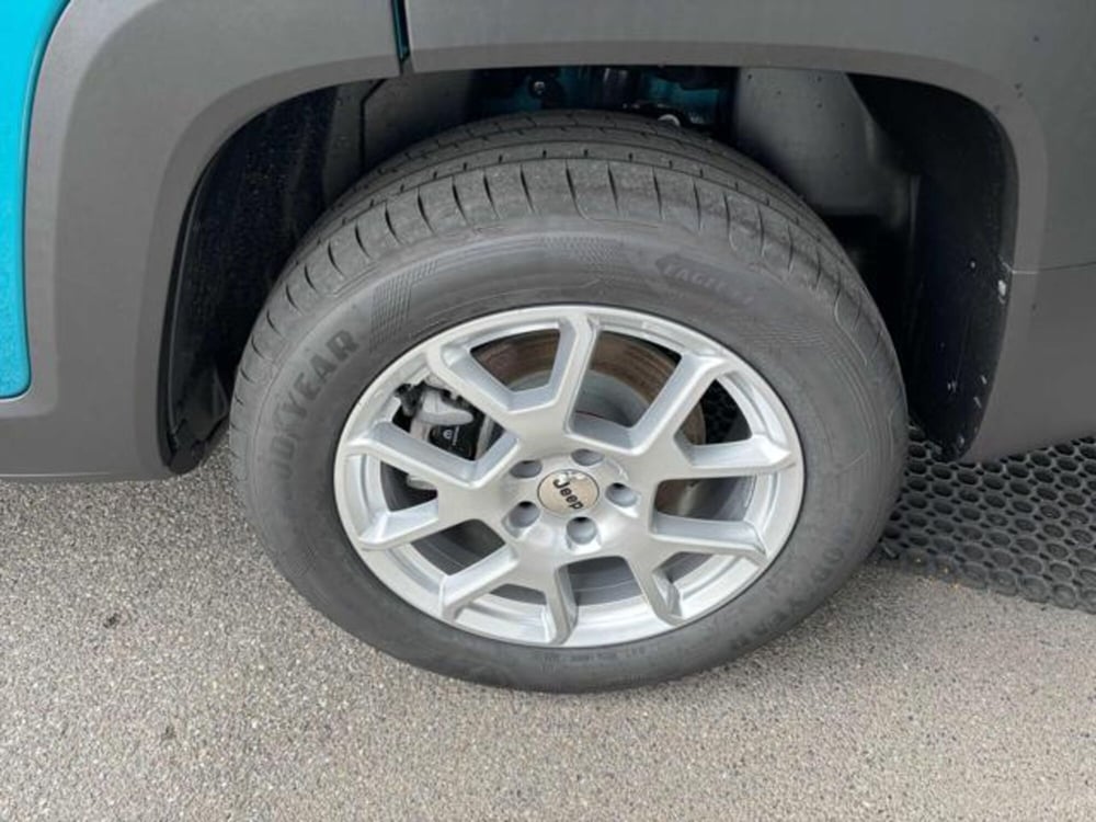 Jeep Renegade nuova a Brescia (16)