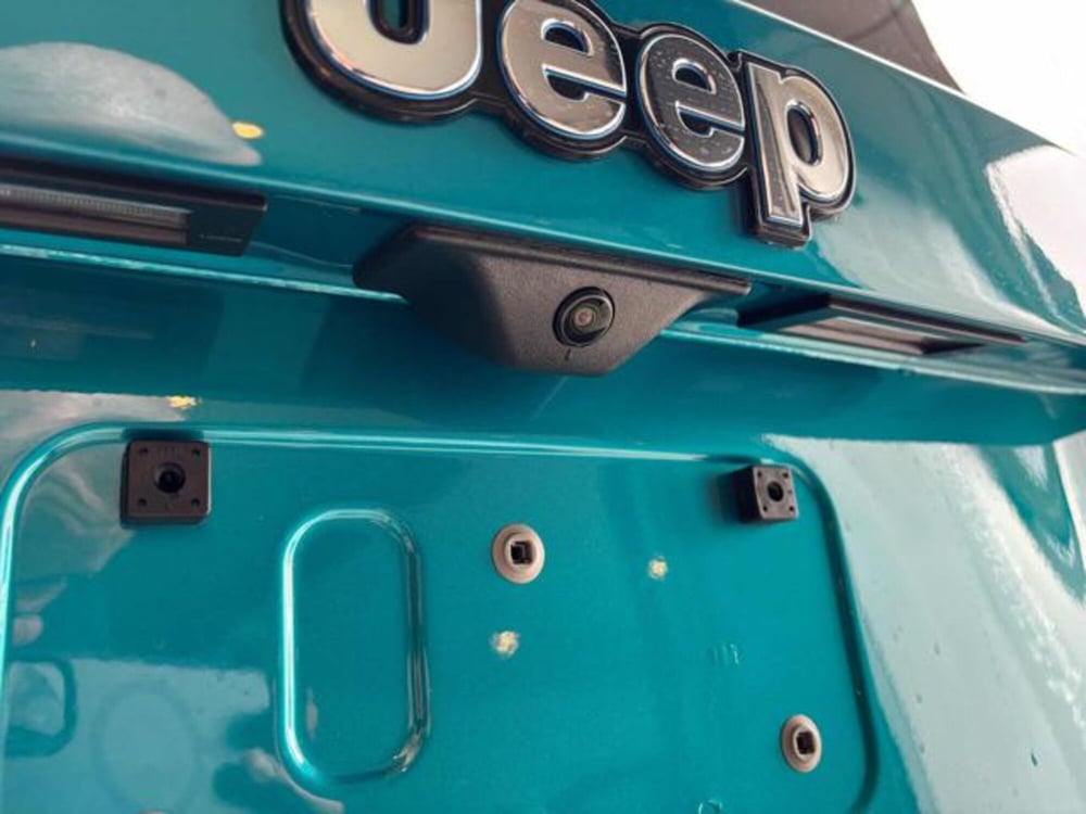 Jeep Renegade nuova a Brescia (18)