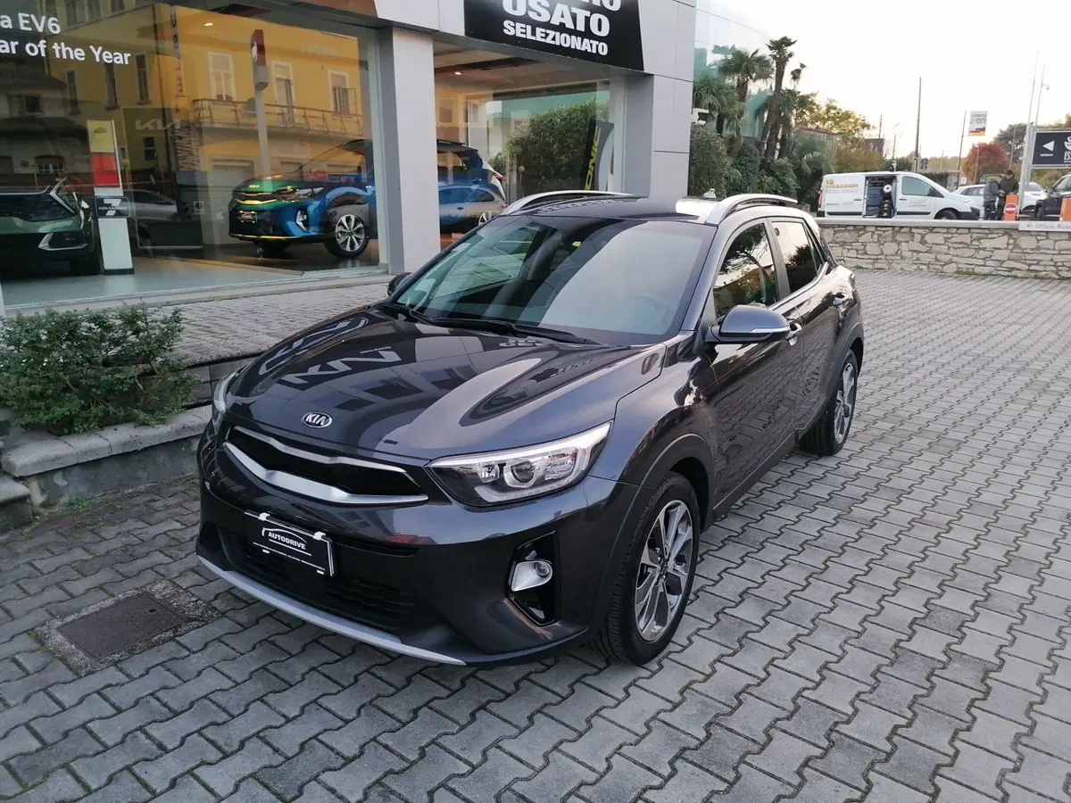 Kia Stonic usata a Brescia (3)