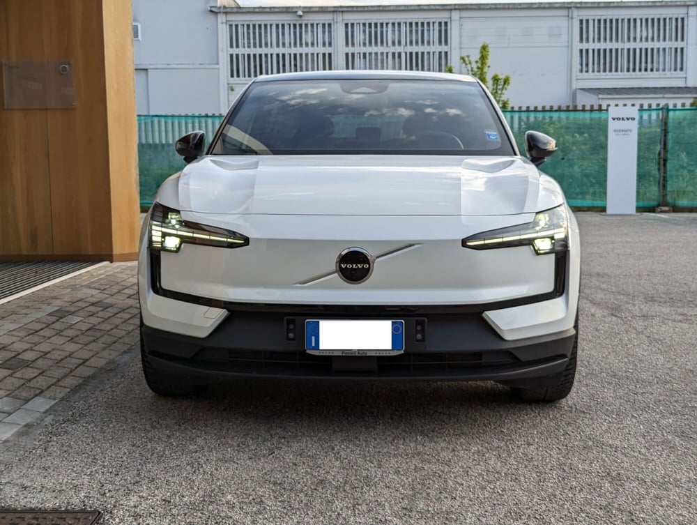 Volvo EX30 usata a Pescara (2)