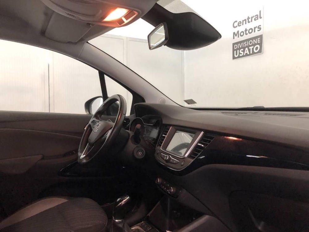 Opel Crossland X usata a Torino (8)