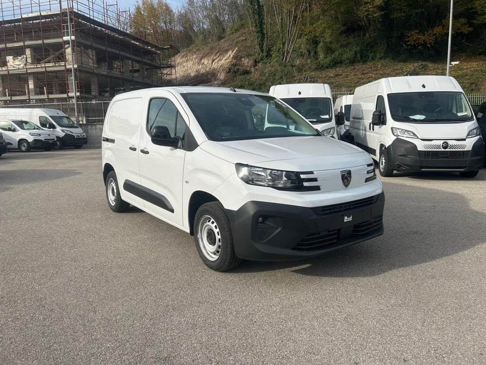 Peugeot Partner Furgone nuova a Salerno (2)