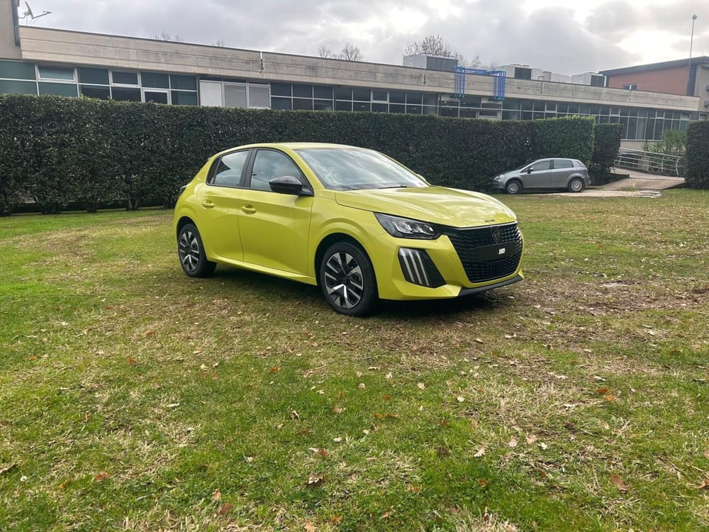 Peugeot 208 nuova a Salerno (2)