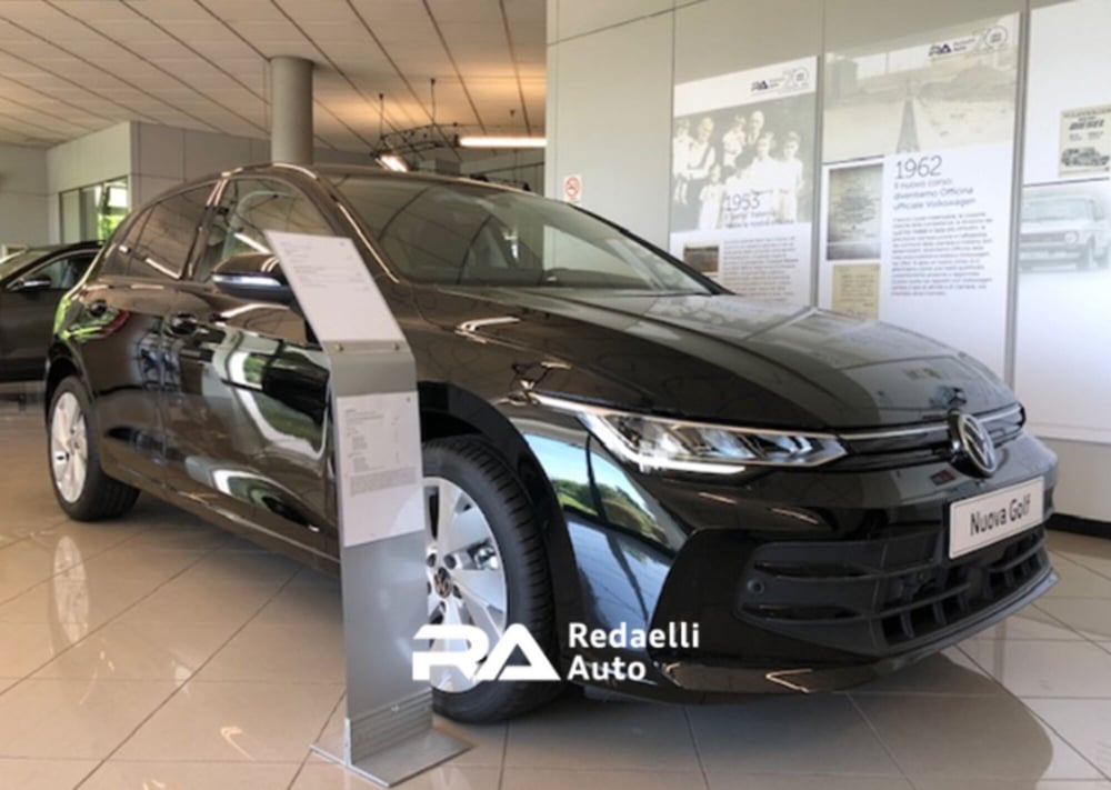 Volkswagen Golf nuova a Lecco (2)