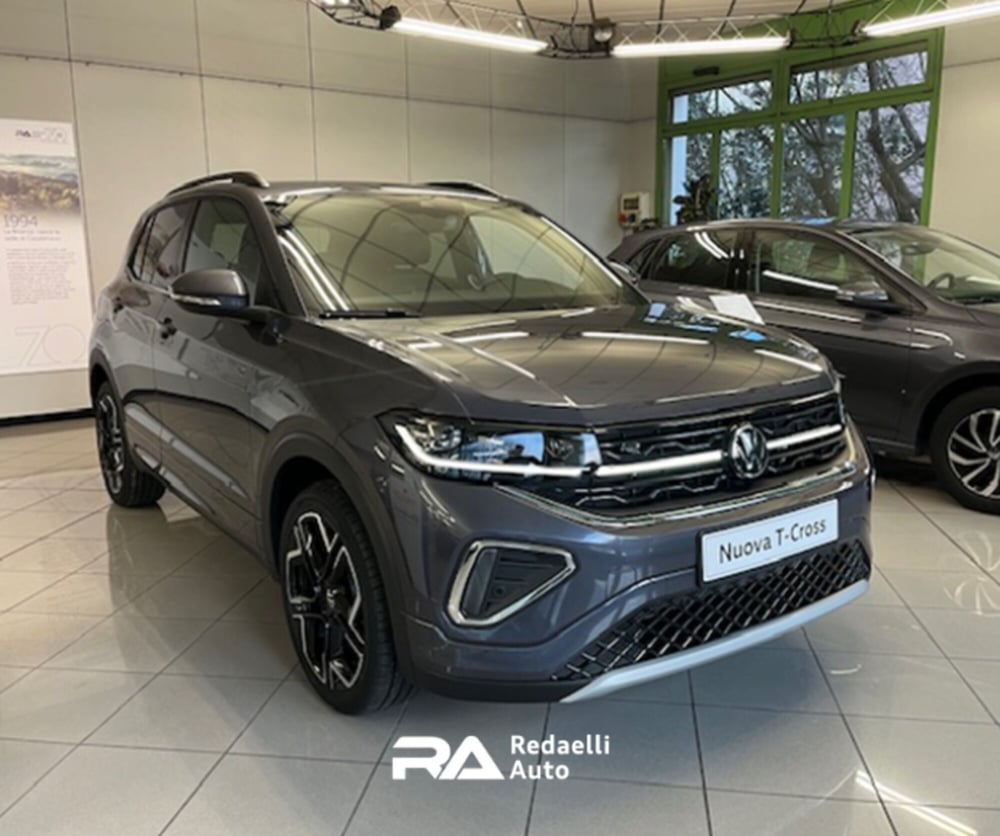 Volkswagen T-Cross nuova a Lecco (2)