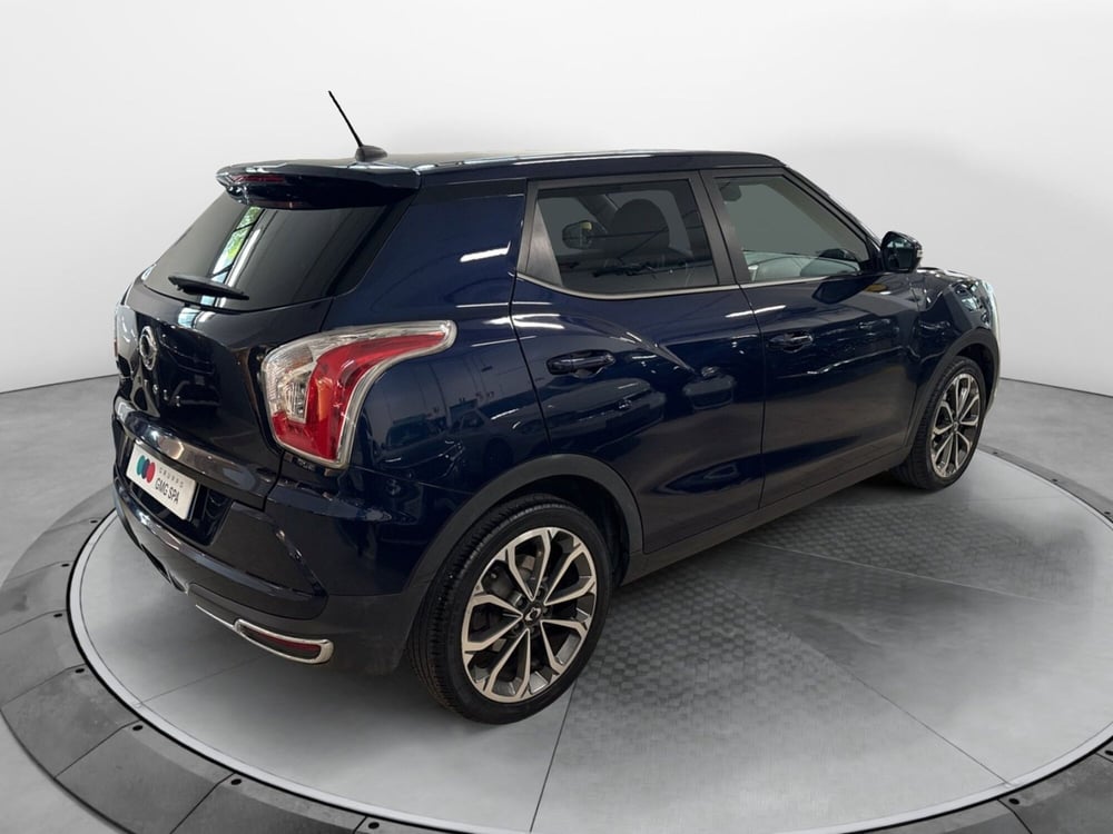 Ssangyong Tivoli usata a Prato (4)