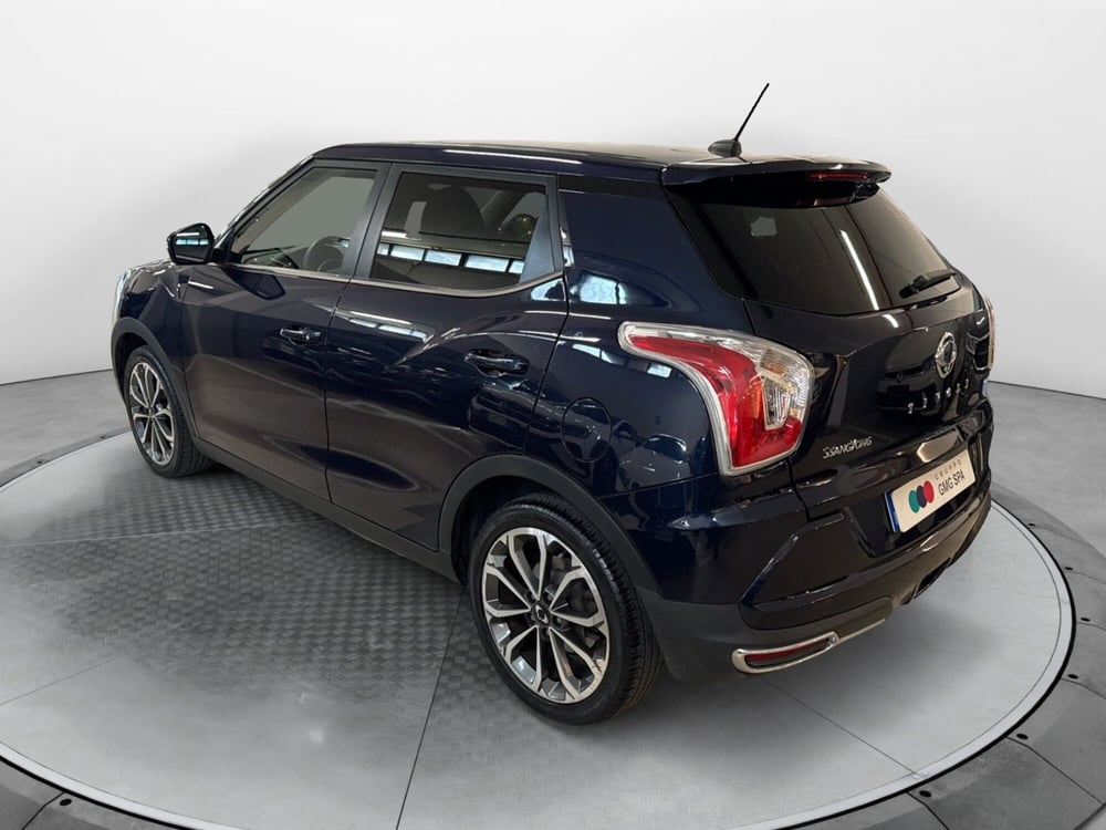 Ssangyong Tivoli usata a Prato (6)