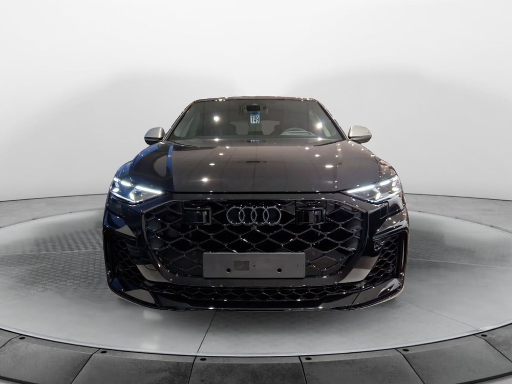 Audi RS Q8 nuova a Pistoia (2)