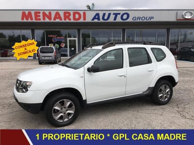 Dacia Duster 1.6 110CV 4x2 GPL Laur&eacute;ate  del 2015 usata a Bernezzo