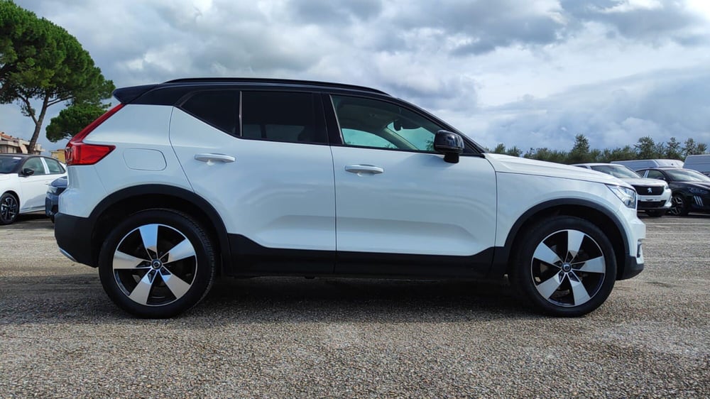 Volvo XC40 usata a Firenze (10)