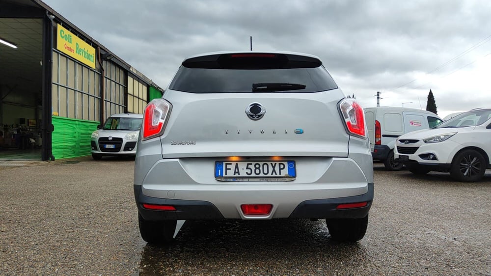 Ssangyong Tivoli usata a Firenze (7)