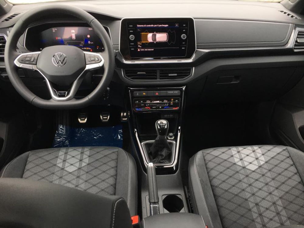 Volkswagen T-Cross nuova a Cuneo (9)