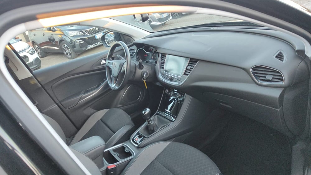 Opel Grandland X usata a Firenze (11)