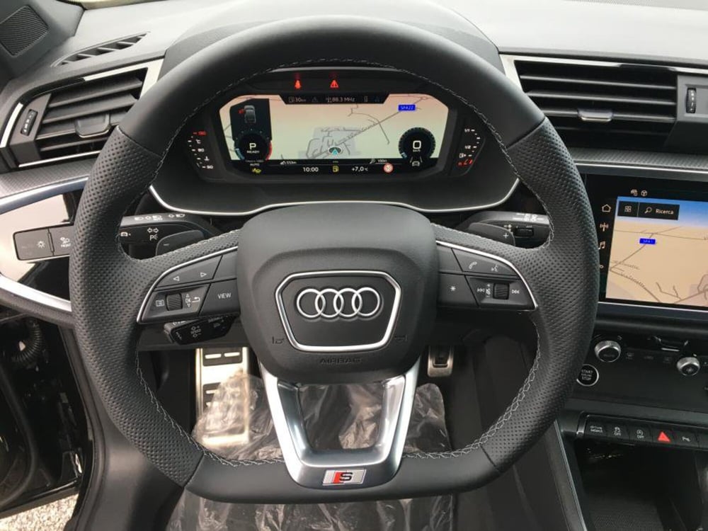 Audi Q3 Sportback nuova a Cuneo (14)