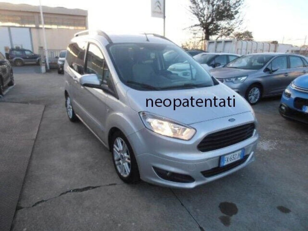 Ford Tourneo Courier usata a Livorno