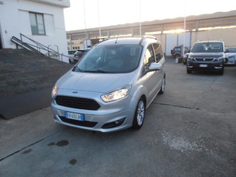 Ford Tourneo Courier usata a Livorno (4)