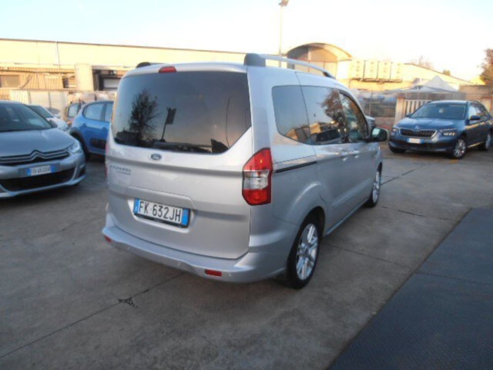 Ford Tourneo Courier usata a Livorno (6)