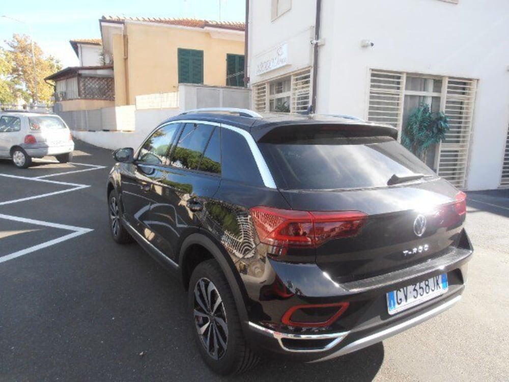 Volkswagen T-Roc nuova a Livorno (2)