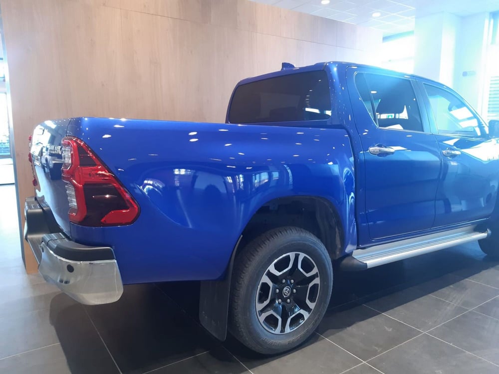 Toyota Hilux nuova a Vicenza (4)