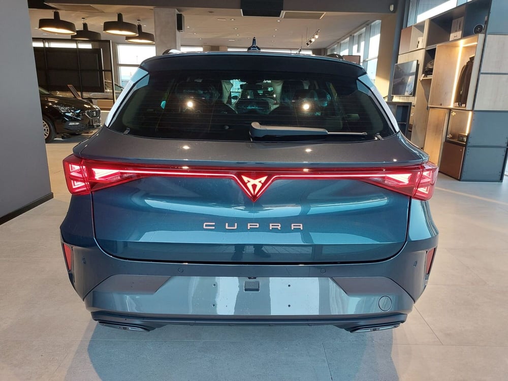 Cupra Leon Station Wagon nuova a Frosinone (4)