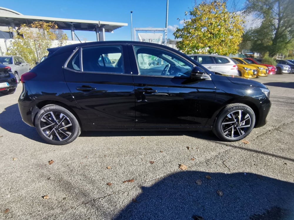 Opel Corsa nuova a Frosinone (11)