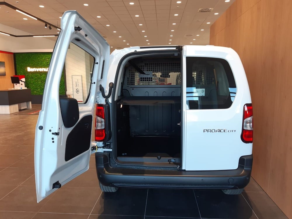 Toyota Proace City Verso nuova a Vicenza (9)