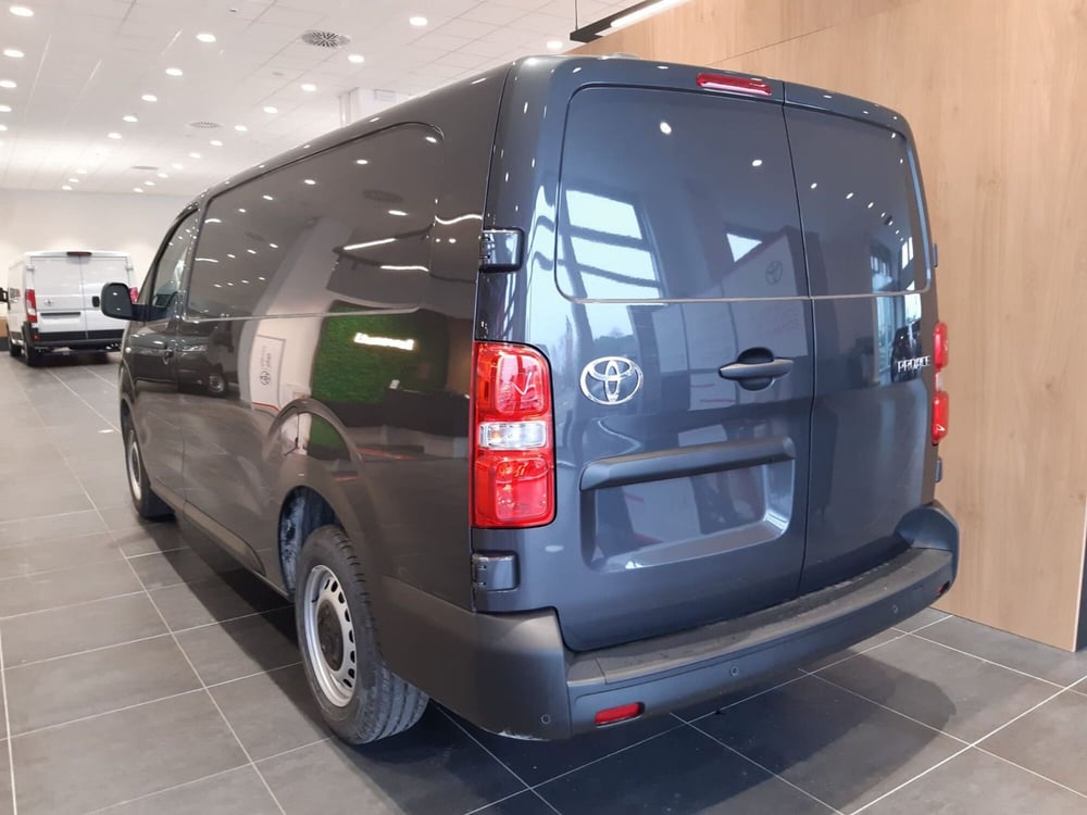 Toyota Proace nuova a Vicenza (4)