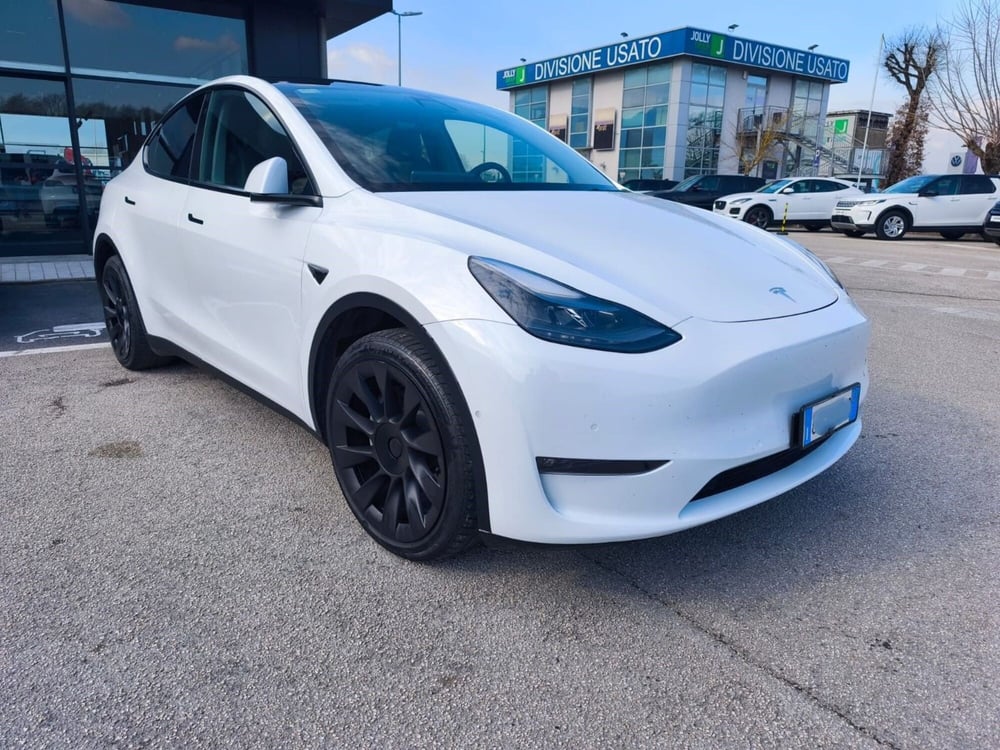 Tesla Model Y usata a Frosinone (3)