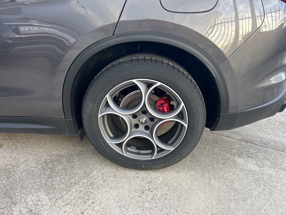 Alfa Romeo Stelvio usata a Frosinone (14)